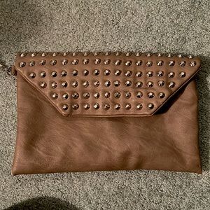 Express tan clutch